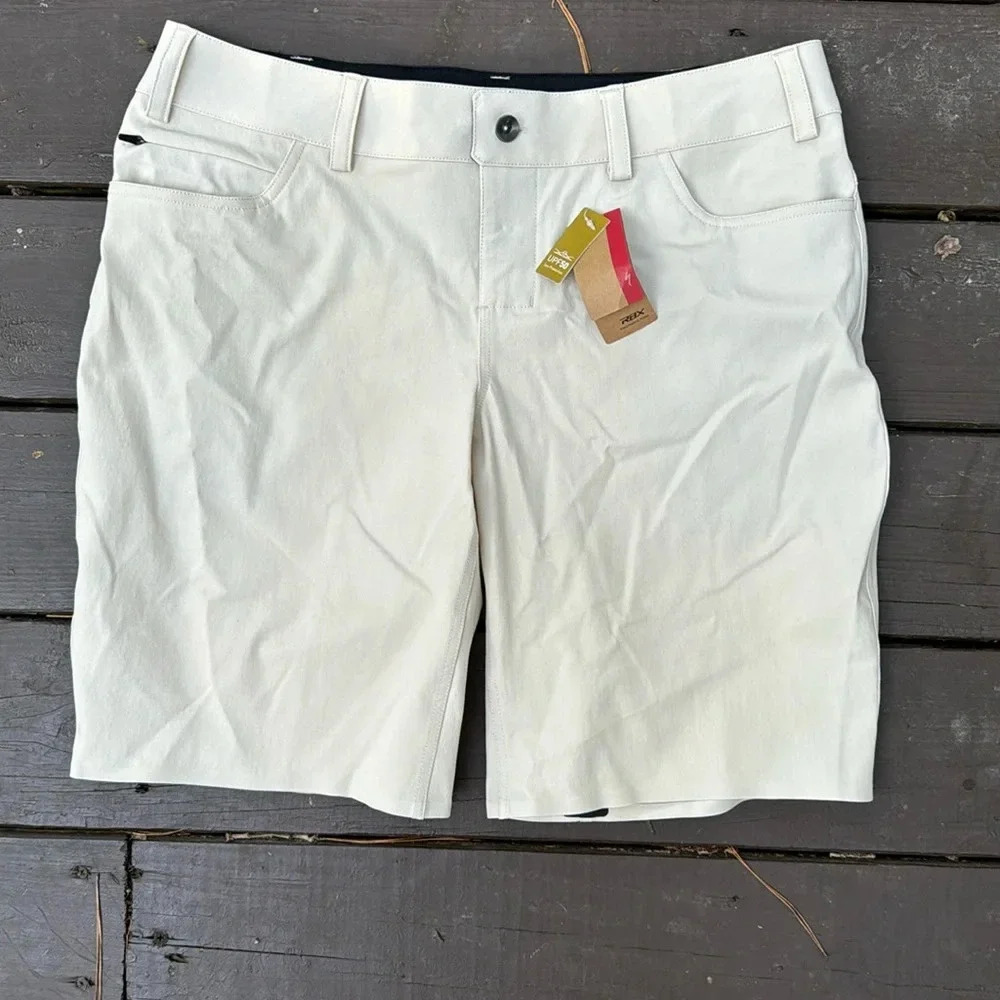 NWT Specialized women’s advantage white shorts size large